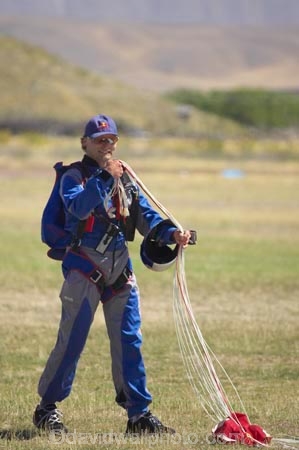 _B1A2503;adrenaline;adventure;adventure-tourism;altitude;canopies;canopy;Chuck-Berry;chute;chutes;daredevil;excite;excitement;extreme;extreme-sport;extreme-sports;fly;flyer;flying;free;Freedom;jump;leap;n.z.;new-zealand;New-Zealand-Gliding-Grand-Prix;north-otago;nz;omarama;Otago;parachute;parachuter;parachuters;parachutes;parachuting;parachutist;recreation;S.I.;SI;skies;sky;sky-dive;sky-diver;sky-divers;sky-diving;skydive;sky_dive;skydiver;sky_diver;skydivers;sky_divers;skydiving;sky_diving;south-island;sport;sports;Waitaki-District;waitaki-valley