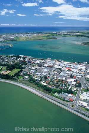 harbor;harbors;harbours;boat;boats;city;waterfront;coastline;shoreline;cbd;central-business-district;bay-of-plenty