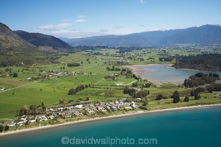 aerial;aerial-photo;aerial-photograph;aerial-photographs;aerial-photography;aerial-photos;aerial-view;aerial-views;aerials;agricultural;agriculture;beach;beaches;coast;coastal;coastline;coastlines;coasts;country;countryside;estuaries;estuary;farm;farming;farmland;farms;field;fields;Golden-Bay;inlet;inlets;lagoon;lagoons;meadow;meadows;N.Z.;Nelson-Region;New-Zealand;NZ;ocean;oceans;paddock;paddocks;pasture;pastures;Pohara;Pohara-Beach;rural;S.I.;sea;seas;shore;shoreline;shorelines;shores;SI;South-Is.;South-Island;Takaka;tidal;tide;water;wave;waves