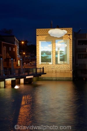 Aotearoa;art;art-work;art-works;artist;artwork;artworks;Chris-Finlayson;dusk;evening;mural;murals;Nelson;Nelson-City;Nelson-District;Nelson-Region;New-Zealand;night;night_time;nightfall;NZ;public-art;public-art-work;public-art-works;S.I.;South-Is;South-Island;Sth-Is;twilight;wakefield-quay;waterfront