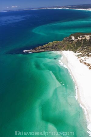 aerial;aerials;aqua;beach;beaches;beautiful;blue;channel;Coal-Point;coast;coastal;coastline;color;colors;colour;colours;Far-North;green;Kokota;new-zealand;north-is.;north-island;northland;ocean;Ohao-Point;Parengarenga-Harbour;sand;sand-bar;sand-bars;scenic;sea;shore;shoreline;straight;teal;tidal;tide;tides;water;waterside;waves