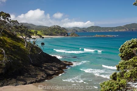 beach;beache;beaches;coast;coastal;coastline;coastlines;coasts;Elliot-Bay;foreshore;N.I.;N.Z.;New-Zealand;NI;North-Is;North-Is.;North-Island;Northland;NZ;ocean;oceans;sand;sandy;sea;seas;shore;shoreline;shorelines;shores;surf;water;wave;waves;Whangamumu-Peninsula