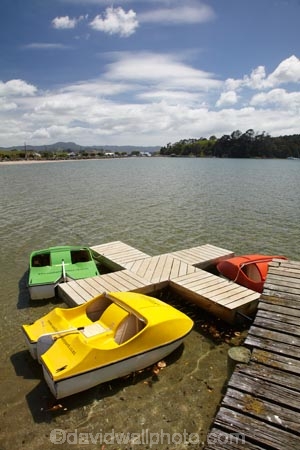 Auckland-Region;boat;boats;coast;coastal;coastline;coastlines;coasts;estuaries;estuary;foreshore;inlet;inlets;jetties;jetty;lagoon;lagoons;Matakana-River;N.I.;N.Z.;New-Zealand;NI;North-Is;North-Is.;North-Island;Northland;NZ;paddle-boat;paddle-boats;Pedal-Boat;Pedal-Boats;pedalo;pedalos;Rodney-District;Sandspit;Sandspit-Campground;Sandspit-Holiday-Park;shore;shoreline;shorelines;shores;summer;summertime;tidal;tide;Warkworth;water
