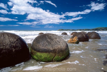 beach;beaches;boulder;coast;coastal;coastline;concretion;marble;marbles;rock;rocks;round;sand;shore;shoreline;wave