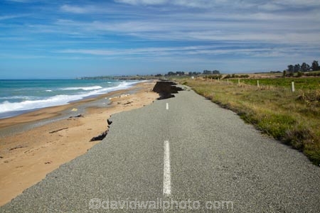 beach;Beach-Rd;Beach-Road;beaches;centre-line;centre-lines;climate-change;coast;coast-erosion;coastal;Coastal-erosion;coastline;coastlines;coasts;danger;dangerous;environment;environmental;eroded;erosion;global-warming;hazard;hazards;highway;highways;Kakanui;N.Z.;New-Zealand;North-Otago;NZ;Oamaru;ocean;ocean-rise;oceans;open-road;open-roads;Otago;road;roads;S.I.;sea;sea-level-rise;seas;shore;shoreline;shorelines;shores;SI;South-Is;South-Island;Sth-Is;transport;transportation;travel;Waitaki;Waitaki-District;water