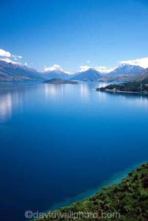water;reflection;reflecting;winding-road;windy-road;clear;clean;transparent;paradise;beautiful;lakes;lake;outdoors;outdoor;outside;pristine;summer;holiday;holidays;vacation;vacations;glenorchy;queenstown;south-island;new-zealand;mountain;mountains;road;roads;wakatipu