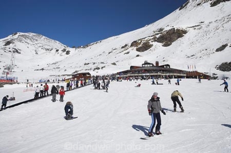 alpine-resort;alpine-resorts;alpne;alps;base-building;cold;freeze;freezing;magic-carpet-conveyer;mountain;mountains;N.Z.;New-Zealand;NZ;Otago;Queenstown;Remarkables-Ski-Area;resort;S.I.;season;seasonal;seasons;SI;ski;ski-field;ski-fields;ski-resort;ski-resorts;skier;skiers;skifield;skifields;skiing;slope;slopes;snow;snowboarder;snowboarding;snowing;snowy;South-Is.;South-Island;Southern-Lakes;Southern-Lakes-District;Southern-Lakes-Region;white;winter;winter-resort;winter-resorts;winter-sport;winter-sports;wintery