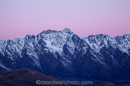 alp;alpine;alps;altitude;dusk;evening;high-altitude;mount;mountain;mountain-peak;mountainous;mountains;mountainside;mt;mt.;N.Z.;New-Zealand;night;night-time;NZ;Otago;peak;peaks;pink;Queenstown;range;ranges;Remarkables;S.I.;season;seasonal;seasons;SI;snow;snow-capped;snow_capped;snowcapped;snowy;South-Is.;South-Island;southern-alps;Southern-Lakes;Southern-Lakes-District;Southern-Lakes-Region;summit;summits;The-Remarkables;twilight;winter