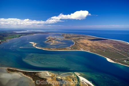 harbour;harbours;harbor;harbors;port;ports;wharf;wharves;wharfs;dock;docks;dockside;southern;south;foveaux;strait;tiwai;point;aluminium;smelter;comalco;invercargill;industry;industrial;aerials