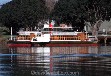 cities;rivers;Wanganui;City;Whanganui-River;river;paddle-boat;paddle-boats;paddleboat;paddleboats;historic;historical;boat;boats;riverside;paddlesteamer;paddlesteamers;paddle-steamer;paddle-steamers