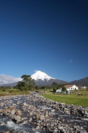 brook;brooks;creek;creeks;Egmont-N.P.;Egmont-National-Park;Egmont-NP;flow;Mount-Egmont;Mount-Taranaki;Mount-Taranaki-Egmont;Mountain;mountainous;mountains;mt;Mt-Egmont;Mt-Taranaki;Mt-Taranaki-Egmont;mt.;Mt.-Egmont;Mt.-Taranaki;Mt.-Taranaki-Egmont;N.I.;N.Z.;New-Zealand;NI;North-Is;North-Is.;North-Island;NZ;river;rivers;season;seasonal;seasons;snow;stream;streams;Taranaki;volcanic;volcano;volcanoes;Waiwhakaiho-River;Waiwhakaiho-Stream;water;wet;winter