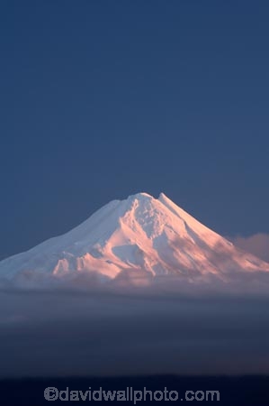 alpenglo;alpenglow;alpine;alpinglo;alpinglow;break-of-day;cloud;clouds;cloudy;color;colors;colour;colours;dawn;dawning;daybreak;Egmont-N.P.;Egmont-National-Park;Egmont-NP;first-light;fog;foggy;fogs;mist;mists;misty;morning;Mount-Egmont;Mount-Taranaki;Mount-Taranaki-Egmont;Mountain;mountainous;mountains;mt;Mt-Egmont;Mt-Taranaki;Mt-Taranaki-Egmont;mt.;Mt.-Egmont;Mt.-Taranaki;Mt.-Taranaki-Egmont;N.I.;N.Z.;New-Zealand;NI;North-Is;North-Is.;North-Island;NZ;orange;pink;season;seasonal;seasons;snow;sunrise;sunrises;sunup;Taranaki;volcanic;volcano;volcanoes;winter