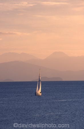 boat;lakes;leisure;mast;pleasure;race;relaxation;sail;sail-boat;sailboat;sailing;water;wind;yachting;yachts