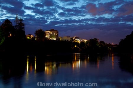 calm;dark;dusk;evening;light;lighting;lights;N.Z.;New-Zealand;night;night-time;night_time;North-Is;North-Island;Nth-Is;NZ;placid;quiet;reflected;reflection;reflections;serene;smooth;still;tranquil;twilight;Waikato;Waikato-River;water