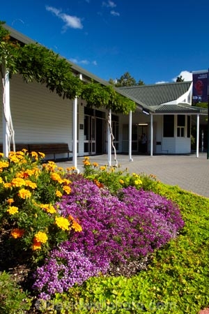 botanic-garden;botanic-gardens;botanical-garden;botanical-gardens;flower;flower-bed;flower-beds;flower-garden;flower-gardens;flowers;garden;gardens;Hamilton-Garden;Hamilton-Gardens;Hamilton-Gardens-Pavilion;N.Z.;New-Zealand;North-Is;North-Island;Nth-Is;NZ;Pavilion;public-garden;public-gardens;Waikato
