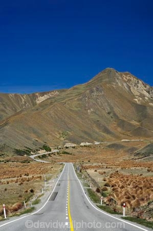 Central-Otago;centre-line;centre-lines;centre_line;centre_lines;centreline;centrelines;driving;high-country;highcountry;highland;highlands;highway;highways;Lindis-Pass;N.Z.;New-Zealand;North-Otago;NZ;open-road;open-roads;Otago;ridge;ridgeline;ridgelines;ridges;road;road-trip;roads;SI;snow-tussock;snow-tussocks;South-Island;State-Highway-8;State-Highway-Eight;straight;transport;transportation;travel;traveling;travelling;trip;tussock;tussock-land;tussock-lands;tussockland;tussocklands;tussocks;uplands
