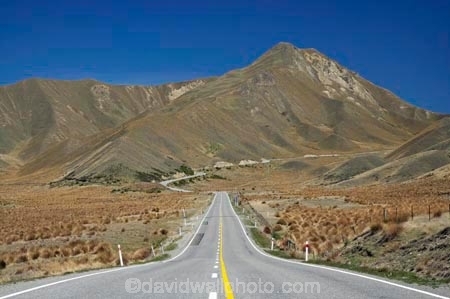 Central-Otago;centre-line;centre-lines;centre_line;centre_lines;centreline;centrelines;driving;high-country;highcountry;highland;highlands;highway;highways;Lindis-Pass;N.Z.;New-Zealand;North-Otago;NZ;open-road;open-roads;Otago;ridge;ridgeline;ridgelines;ridges;road;road-trip;roads;SI;snow-tussock;snow-tussocks;South-Island;State-Highway-8;State-Highway-Eight;straight;transport;transportation;travel;traveling;travelling;trip;tussock;tussock-land;tussock-lands;tussockland;tussocklands;tussocks;uplands