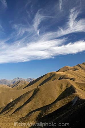 Central-Otago;high-country;highcountry;highland;highlands;Lindis-Pass;mountain;mountains;N.Z.;New-Zealand;North-Otago;NZ;Otago;range;ranges;ridge;ridgeline;ridgelines;ridges;SI;snow-tussock;snow-tussocks;South-Island;tussock;tussock-land;tussock-lands;tussockland;tussocklands;tussocks;uplands