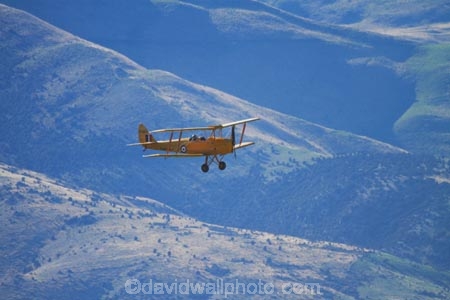 aeroplane;aeroplanes;air-craft;air-display;air-displays;air-force;air-show;air-shows;aircraft;airforce;airplane;airplanes;airshow;airshows;aviating;aviation;aviator;aviators;biplane;biplanes;De-Havilland-DH-82A-Tiger-Moth;De-Havilland-DH-82A-Tiger-Moths;De-Havilland-Tiger-Moth;De-Havilland-Tiger-Moths;demonstration;display;displays;flight;flights;fly;flying;historic;historical;N.Z.;new-zealand;nz;Old;Otago;plane;planes;S.I.;SI;sky;South-Is;south-island;Sth-Is;Tiger-Moth;Tiger-Moths;vintage;Wanaka;war;warbird;warbirds;Warbirds-over-Wanaka;ZK_BAH