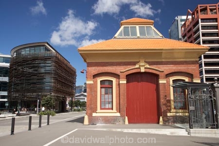 building;buildings;capital;capitals;heritage;historic;historic-building;historic-buildings;historical;historical-building;historical-buildings;history;Meridian-Building;modern-and-historic;Modern-Buildiing;N.I.;N.Z.;new-and-old;New-Zealand;NI;North-Is;North-Island;NZ;old;old-and-new;Queens-Wharf;tradition;traditional;Wellington