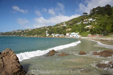 beach;beaches;capital;capitals;coast;coastal;coastline;coastlines;coasts;foreshore;N.I.;N.Z.;New-Zealand;NI;North-Is;North-Island;NZ;ocean;oceans;sand;sandy;Scorching-Bay;sea;seas;shore;shoreline;shorelines;shores;water;wave;waves;Wellington;Wellington-Harbor;Wellington-Harbour