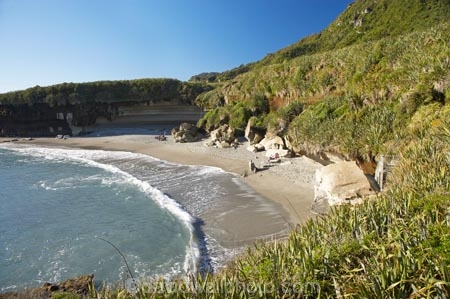 beach;beaches;Buller-District;Buller-Region;coast;coastal;coastline;coastlines;coasts;foreshore;N.Z.;New-Zealand;NZ;ocean;Paparoa-N.P.;Paparoa-National-Park;Paparoa-NP;Punakaiki;S.I.;sea;shore;shoreline;shorelines;shores;SI;South-Is;South-Island;Tasman-Sea;Te-Miko;Truman-Bay;Truman-Beach;Truman-Track;Truman-Track-Bay;Truman-Track-Beach;water;West-Coast;Westland