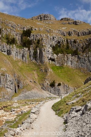 bluff;bluffs;Britain;British-Isles;cliff;cliffs;England;Europe;G.B.;GB;Gordale-Scar;Great-Britain;Malham;mountainside;mountainsides;North-Yorkshire;Northern-England;steep;Track;tracks;U.K.;UK;United-Kingdom;walking-track;walking-tracks;Yorkshire;Yorkshire-Dales;Yorkshire-Dales-National-Park