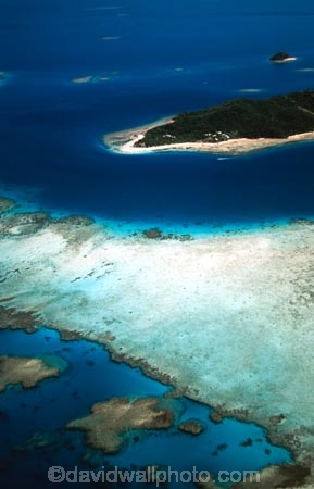 sand;coral;reef;ocean;sea;paradise;pacific;tropical;island;islands;resort;coast;coastine;holiday;vacation;holidays;beach;beaches;travel;tourism;travels;aerial;aerials;archipeligo;archipeligos;blue;oceana;scenic;scenics;seascape;seascapes;global-warming;sea-level-rise
