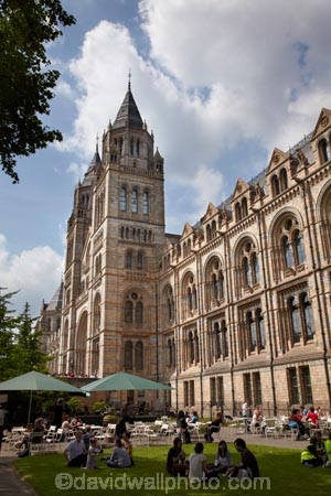 4576;architectural;architecture;britain;buidlings;building;buildings;Cromwell-Rd;Cromwell-Road;england;Europe;G.B.;GB;great-britain;heritage;historic;historic-building;historic-buildings;historical;historical-building;historical-buildings;history;kingdom;london;museum;museums;Natural-History-Museum;old;people;person;SW7;The-Natural-History-Museum;tradition;traditional;U.K.;uk;united;United-Kingdom;Victorian-Architecture