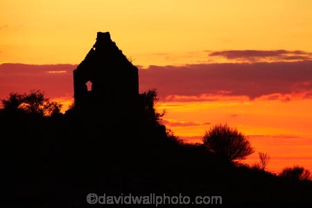 abandon;abandoned;Britain;building;buildings;Caisteal-nan-Con;castaway;castle;castle-of-dogs;castles;character;derelict;dereliction;deserted;desolate;desolation;destruction;fort;forts;G.B.;GB;Great-Britain;heritage;Highlands;historic;historic-building;historic-buildings;historical;historical-building;historical-buildings;history;Killundine-Castle;Lochaber;Morven;Morvern;Morvern-Peninsula;Mull-Sound;neglect;neglected;old;old-fashioned;old_fashioned;orange;ruin;ruins;run-down;rustic;Scotland;Scottish-Highlands;Sound-of-Mull;tradition;traditional;U.K.;UK;United-Kingdom;vintage