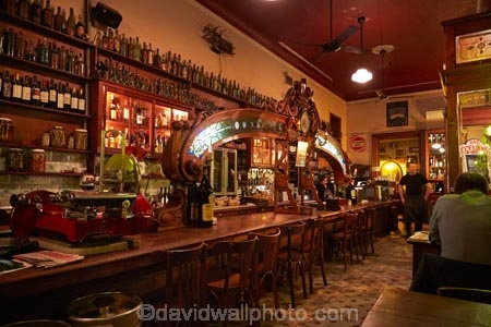 ale-house;ale-houses;Argentina;Argentine-Republic;B.A.;BA;bar;Bar-El-Federal;bars;Buenos-Aires;building;buildings;cafe;cafes;coffee-shop;coffee-shops;Federal-Bar;free-house;free-houses;heritage;historic;historic-building;historic-buildings;historical;historical-building;historical-buildings;history;hotel;hotels;inside;interior;interiors;Latin-America;old;pub;public-house;public-houses;pubs;restaurant;restaurants;saloon;saloons;San-Telmo;San-Telmo-barrio;South-America;Sth-America;tavern;taverns;The-Federal-Bar;tradition;traditional