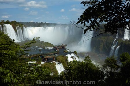 Argentina;border;borders;Brasil;Brazil;cascade;cascades;Cataratas-del-Iguazú;Devils-Throat;Devils-Throat;fall;falls;Garganta-do-Diabo;Gargantua-del-Diablo;Iguacu-Falls;Iguacu-National-Park;Iguacu-River;Iguassu-Falls;Iguassu-National-Park;Iguazu-Falls;Iguazu-National-Park;Iguazu-River;Iguazú-Falls;Iguazú-National-Park;Iguaçu-Falls;Iguaçu-National-Park;Latin-America;Misiones;Misiones-Province;mist;mists;misty;national-park;national-parks;natural;nature;Parana;Parana-State;Paraná;Paraná-State;people;platform;platforms;scene;scenic;South-America;spray;Sth-America;The-Iguazu-Falls;tourism;tourist;tourists;travel;UN-world-heritage-area;UN-world-heritage-site;UNESCO-World-Heritage-area;UNESCO-World-Heritage-Site;united-nations-world-heritage-area;united-nations-world-heritage-site;viewing-platform;viewing-platforms;walkway;walkways;water;water-fall;water-falls;waterfall;waterfalls;wet;world-heritage;world-heritage-area;world-heritage-areas;World-Heritage-Park;World-Heritage-site;World-Heritage-Sites