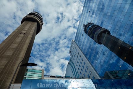 abseiler;abseilers;abseiling;architecture;archtecture;capital-cities;capital-city;Capital-of-Chile;Chile;communications-tower;Entel;Entel-Communications-Tower;Entel-Tower;fass-facades;glass;glass-building;glass-buildings;glass-facade;glass-facades;Latin-America;modenr-architecture;modern;modern-architecture;modern-glass-building;reflection;reflections;Santiago;Santiago-de-Chile;skies;sky;South-America;Sth-America;telecom-tower;telecommunications-tower;The-Americas;Torre-Entel;tower;towers;window;window-cleaner;window-cleaners;windows