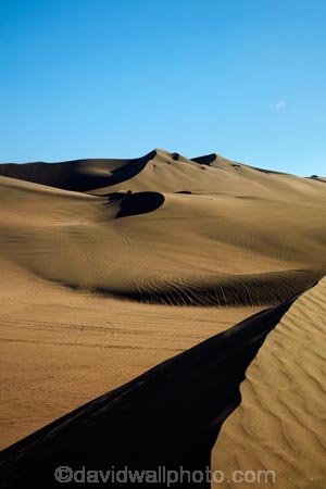 areneros;arid;buggies;buggy;desert;deserts;dune;dune-buggies;dune-buggy;dunes;Huacachina;Huacachina-Desert;Ica;Ica-Desert;Ica-Region;Latin-America;Peru;Peruvian-Desert;recreation;recreational-vehicle;recreational-vehicles;Republic-of-Peru;ripple;rippled;ripples;sand;sand-dune;sand-dunes;sand-hill;sand-hills;sand-ripple;sand-ripples;sand_dune;sand_dunes;sand_hill;sand_hills;sanddune;sanddunes;sandhill;sandhills;sandy;South-America;Sth-America;tourism;travel