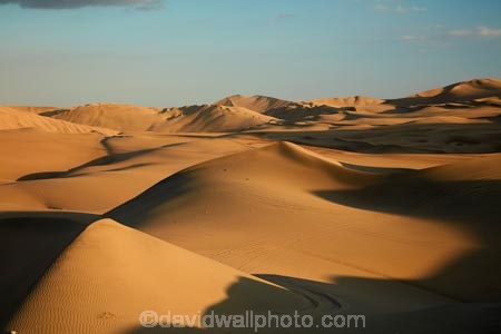arid;desert;deserts;dune;dunes;Huacachina;Huacachina-Desert;Ica;Ica-Desert;Ica-Region;Latin-America;Peru;Peruvian-Desert;Republic-of-Peru;sand;sand-dune;sand-dunes;sand-hill;sand-hills;sand_dune;sand_dunes;sand_hill;sand_hills;sanddune;sanddunes;sandhill;sandhills;sandy;South-America;Sth-America