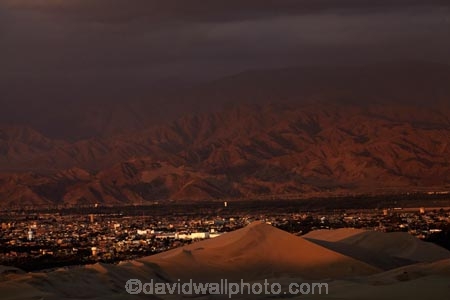Andes-Mountain-Range;Andes-Mountains;Andes-Range;desert;deserts;dune;dunes;Huacachina;Huacachina-Desert;Ica;Ica-City;Ica-Desert;Ica-Region;late;Latin-America;light;mountains;Peru;Peruvian-Desert;Republic-of-Peru;sand;sand-dune;sand-dunes;sand-hill;sand-hills;sand_dune;sand_dunes;sand_hill;sand_hills;sanddune;sanddunes;sandhill;sandhills;sandy;South-America;Sth-America