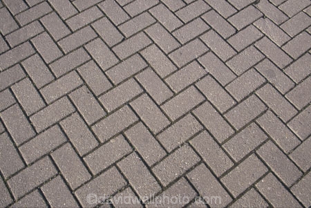 cobble-stones;driveway;footpath;path;pattern;patterns;pavers;paving-stones;roadway;street;texture;textures;walkway