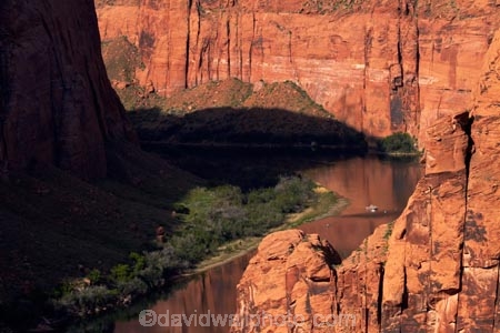 Coconino-County;America;American-Southwest;Arizona;AZ;bluff;bluffs;boat;boats;canyon;canyons;cliff;cliffs;Colorado-River;fisher;fisherman;fishermen;GCNRA;Glen-Canyon;Glen-Canyon-National-Recreation-Area;Glen-Canyon-NRA;gorge;gorges;Page;ravine;ravines;South-west-United-States;South-west-US;South-west-USA;South-western-United-States;South-western-US;South-western-USA;Southwest-United-States;Southwest-US;Southwest-USA;Southwestern-United-States;Southwestern-US;Southwestern-USA;States;the-Southwest;U.S.A;United-States;United-States-of-America;USA