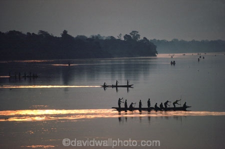 democratic-republic-of-congo;rivers;canoe;canoes;dugout;boat;boats;mist;misty;fog;foggy;jungle;rainforest