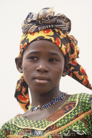 africa;african;africans;black;ethnic;people;person;persons;jewellery;portrait;portraits;tradition;traditional;costume;costumes;traditions-costume;traditional-costumes;culture;cultural;cultures;tribe;tribes;tribal;west-africa;indigenous;native;adorn;adornment;hat;hats;islam;islamic;muslim;girl;female;cloth;nigerian;sahel