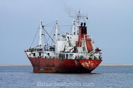 Africa;anchored;Atlantic-Coast;Atlantic-Ocean;boat;boat-cruise;boat-cruises;boats;Fino;Mola-Mola;Mola-Mola-Boat-Tours;Mola-Mola-Safaris;Mola-Mola-Tours;moored;Namibia;Reefer;ship;shipping;ships;Skeleton-Coast;Southern-Africa;Walfischbai;Walfischbucht;Walvis-Bay;Walvis-Bay-Harbour;Walvisbaai