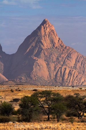 Africa;bald-granite-peak;bald-granite-peaks;bornhardts;Erongo-Region;geological;geology;Groot-Spitzkop;inselberg;inselbergs;monadnock;monadnocks;mountain;mountains;Namib-Desert;Namibia;peak;peaks;rock;rock-formation;rock-formations;rock-outcrop;rock-outcrops;rock-tor;rock-torr;rock-torrs;rock-tors;rocks;Southern-Africa;Spitzkop;Spitzkoppe;stone;unusual-natural-feature;unusual-natural-features