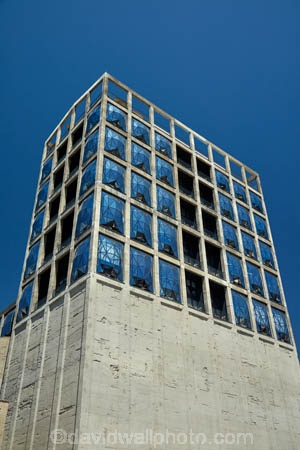 African-Art;architectural;architecture;art;art-galleries;Art-Gallery;art-museum;art-museums;Cape-Town;facade;facades;galleries;gallery;grain-silo;grain-silos;hotel;hotels;M.O.C.C.A.;MOCCA;museum;Museum-of-Contemporary-Art-Africa;museums;recycle;recycled;Republic-of-South-Africa;repurpose;repurposed;Silo;Silo-Building;Silo-District;Silo-Hotel;Silo-Museum;silos;South-Africa;South-African-Republic;Southern-Africa;The-Silo-Hotel;unusual;V-amp;-A-Waterfront;V-and-A-Waterfront;Vamp;A-Waterfront;Victoria-amp;-Alfred-Waterfront;Victoria-and-Alfred-Waterfront;window;windows;Zeitz;Zeitz-MOCCA;Zeitz-Museum;Zeitz-Museum-of-Contemporary-Art-Africa