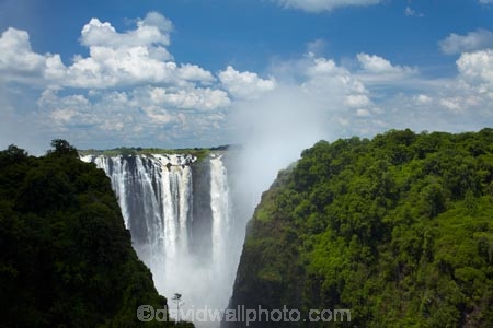 Africa;Batoka-Gorge;Boiling-Pot;cascade;cascades;chasm;chasms;fall;falls;First-Gorge;gorge;gorges;international-border;international-borders;Mosi_oa_Tunya;natural;natural-wonders-of-the-world;nature;ravine;ravines;river;rivers;scene;scenic;Second-Gorge;seven-natural-wonders;seven-natural-wonders-of-the-world;seven-wonders-of-the-natural-world;seven-wonders-of-the-world;Southern-Africa;the-Smoke-that-Thunders;UN-world-heritage-area;UN-world-heritage-site;UNESCO-World-Heritage-area;UNESCO-World-Heritage-Site;united-nations-world-heritage-area;united-nations-world-heritage-site;V.F.;VF;Vic-Falls;Vic.-Falls;Victoria-Falls;Victoria-Falls-National-Park;water;water-fall;water-falls;waterfall;waterfalls;wet;world-heritage;world-heritage-area;world-heritage-areas;World-Heritage-Park;World-Heritage-site;World-Heritage-Sites;Zambesi;Zambesi-River;Zambeze;Zambeze-River;Zambezi;Zambezi-River;Zambia;Zimbabwe