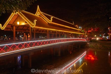 Asia;bridge;bridges;calm;Cambodia;covered-bridge;covered-bridges;covered-pedestrian-bridge;covered-pedestrian-bridges;dark;dusk;evening;fairy-lights;foot-bridge;foot-bridges;footbridge;footbridges;Indochina-Peninsula;Kampuchea;Kingdom-of-Cambodia;light;lighting;lights;neon-light;neon-lights;night;night-market;night-markets;night-time;night_time;pedestrian-bridge;pedestrian-bridges;people;person;placid;quiet;reflected;reflection;reflections;rivers;serene;Siem-Reap;Siem-Reap-Province;Siem-Reap-River;smooth;Southeast-Asia;still;tourism;tourist;tourists;tranquil;twilight;water