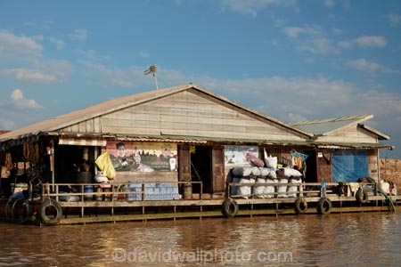 Asia;Cambodia;Cambodian-floating-village;Cambodian-floodplain;Cambodian-village;Chong-Khneas;Chong-Khneas-Floating-Village;Chong-Khnies;Chong-Kneas;Chong-Kneas-Floating-Village;floating-home;floating-homes;floating-house;floating-houses;floating-shop;floating-shops;Floating-Village;Floating-Villages;freshwater-lake;freshwater-lakes;Indochina-Peninsula;Kampuchea;Kingdom-of-Cambodia;lake;lakes;Lower-Mekong-Basin;Mekong-Plain;Port-of-Chong-Khneas;Siem-Reap;Siem-Reap-Province;Siem-Reap-River;Southeast-Asia;Tonle-Sap;Tonle-Sap-Lake;TonlÃ©-Sap;TonlÃ©-Sap-Lake;UNESCO-Biosphere-Reserve