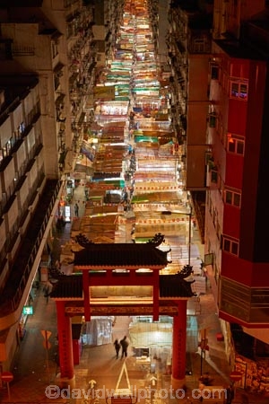 Asia;awning;awnings;China;cities;city;commerce;commercial;dark;dusk;evening;H.K.;HK;Hong-Kong;Hong-Kong-Special-Administrative-Region-of-the-Peoples-Republic;Jordan;Kowloon;Kowloon-Peninsula;light;lighting;lights;market;market-place;market-stall;market-stalls;market_place;marketplace;marketplaces;markets;night;night-time;night_time;Peoples-Republic-of-China;retail;retailer;retailers;shop;shopping;shops;souvenir;souvenir-market;Souvenir-Markets;souvenirs;stall;stalls;steet-scene;street-market;street-markets;street-scenes;Temple-Street;Temple-Street-Market;Temple-Street-Markets;Temple-Street-Night-Market;Temple-Street-Night-Markets;tourism;tourist-market;tourist-markets;twilight;Yau-Ma-Tei