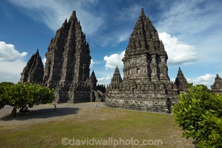 Prambanan;Prambanan-Temple;Yogyakarta;Java;Indonesia;Asia;South-East-Asia;Southeast-Asia;Jogja;Jogjakarta;UNESCO-World-Heritage-Site;Hindu;Hindu-temple;Hindu-temples;historic;historical;religious-monuments;religious-site;ruin;ruins;abandon;abandoned;ancient-temple;ancient-temples;temple-ruins;stone;stone-building;stonework;world-heritage-area;world-heritage-site;tower;towers;stone-tower