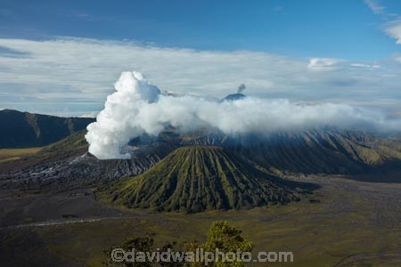 Java;Indonesia;Asia;South-East-Asia;Southeast-Asia;Mt-Bromo;Gunung-Bromo;Bromo;Mount-Bromo;steam;steaming;smoke;smoking;Mt-Semeru;Mount-Semeru;Gunung-Semeru;active-volcano;active-volcanoes;volcanic;volcano;volcanoes;volcanic;volcanic-crater;volcanic-craters;mountain;mountainous;mountains;volcanic-cone;cone-volcano;cone;cones;cinder-cone;scoria-cone;East-Java