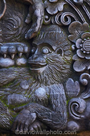 Bali;Indonesia;Southeast-Asia;Asia;Ubud;Ubud-Palace;Puri-Saren-Agung;carving;statue;stone-carving;stone;monkey-statue;statues;monkey;monkeys